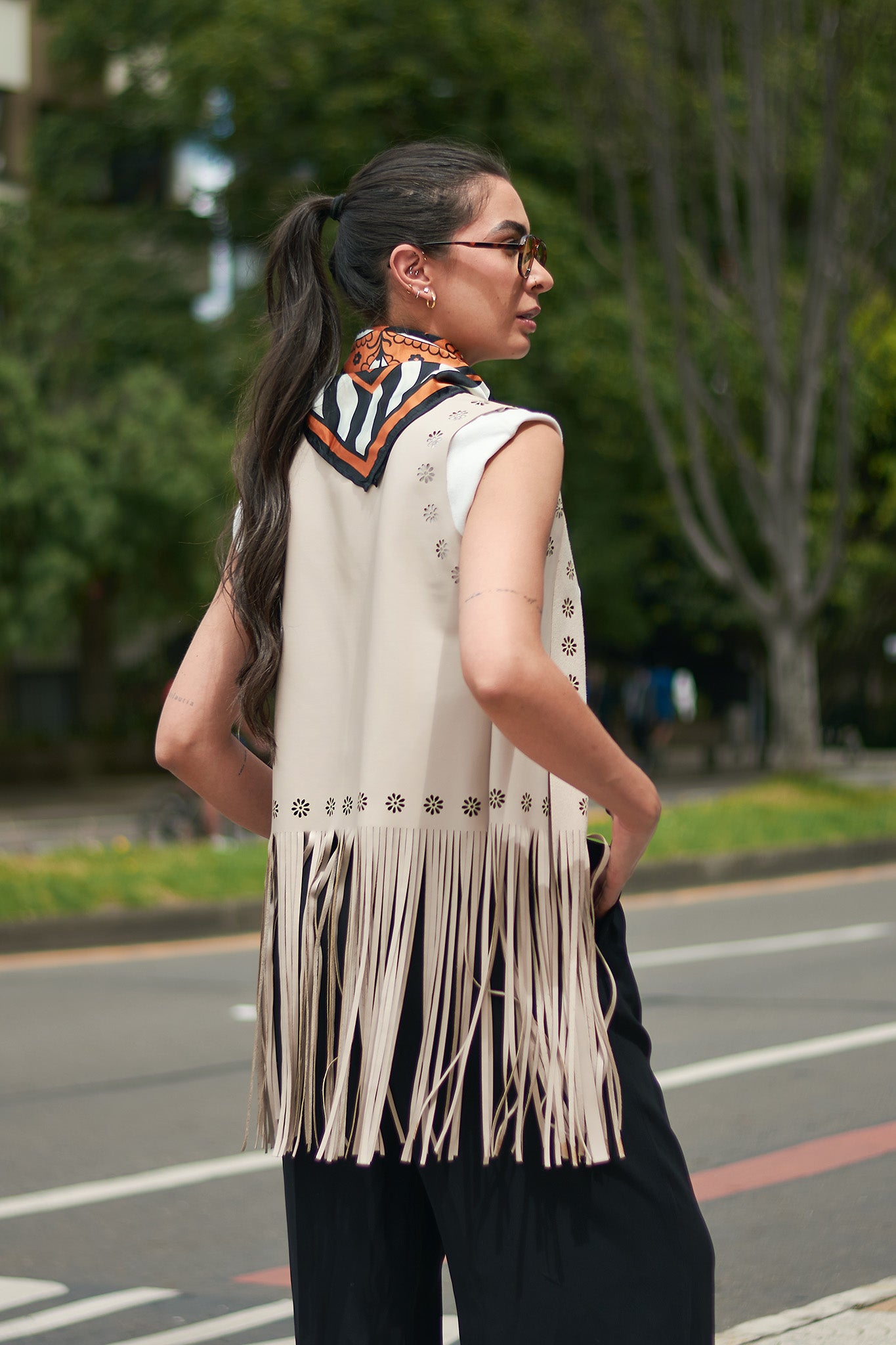 CHALECO COUNTRY ECOCUERO BEIGE