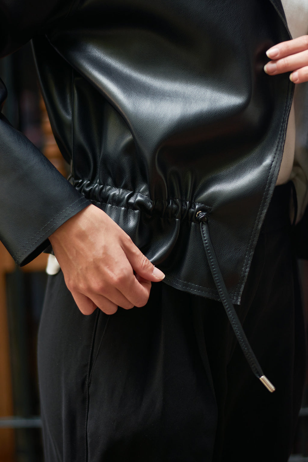 ECOCUERO MALTA NEGRA