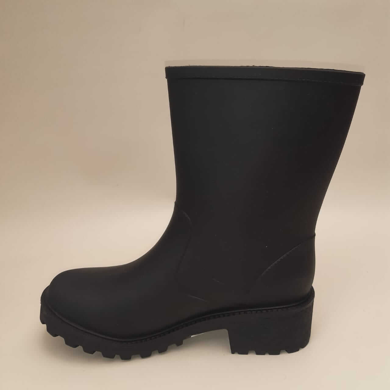 BOTAS MICHELLE NEGRAS