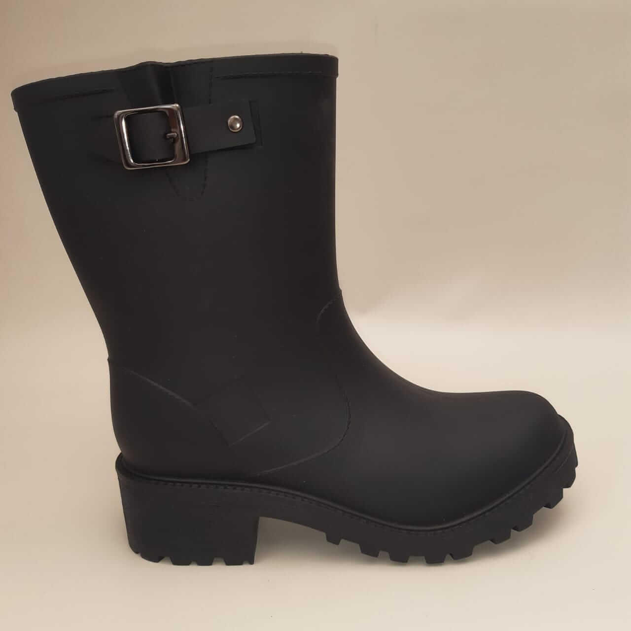 BOTAS MICHELLE NEGRAS